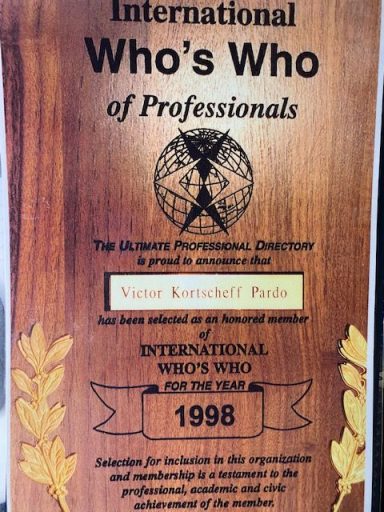 WHO´S WHO OF PROFESSIONALS (1998)